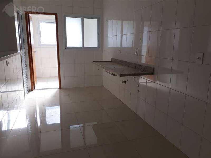 Apartamento em Praia Grande, no bairro Guilhermina