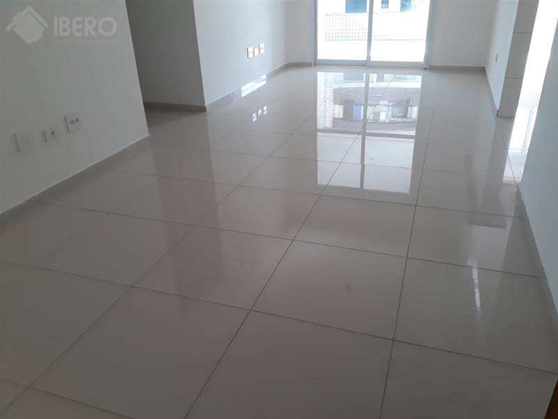 Apartamento em Praia Grande, no bairro Guilhermina