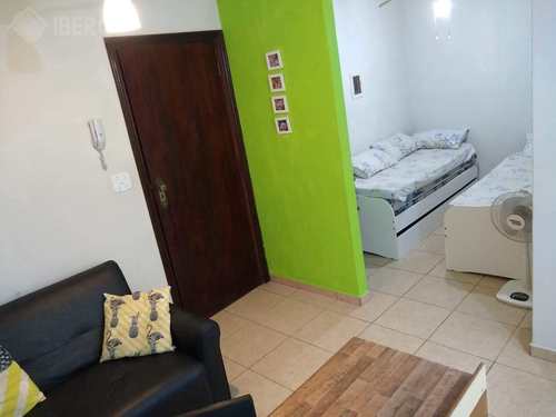Apartamento, código 1601 em Praia Grande, bairro Maracanã