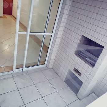 Apartamento em Praia Grande, bairro Guilhermina