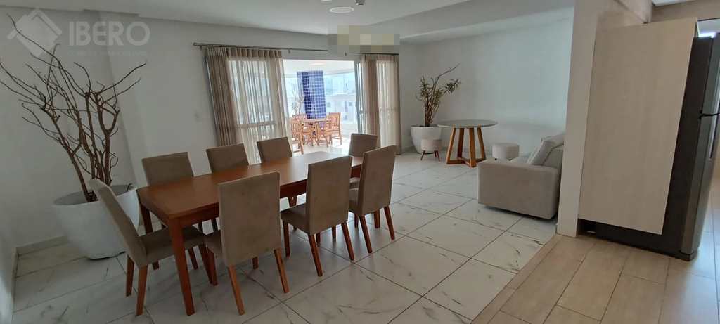 Apartamento em Praia Grande, no bairro Caiçara