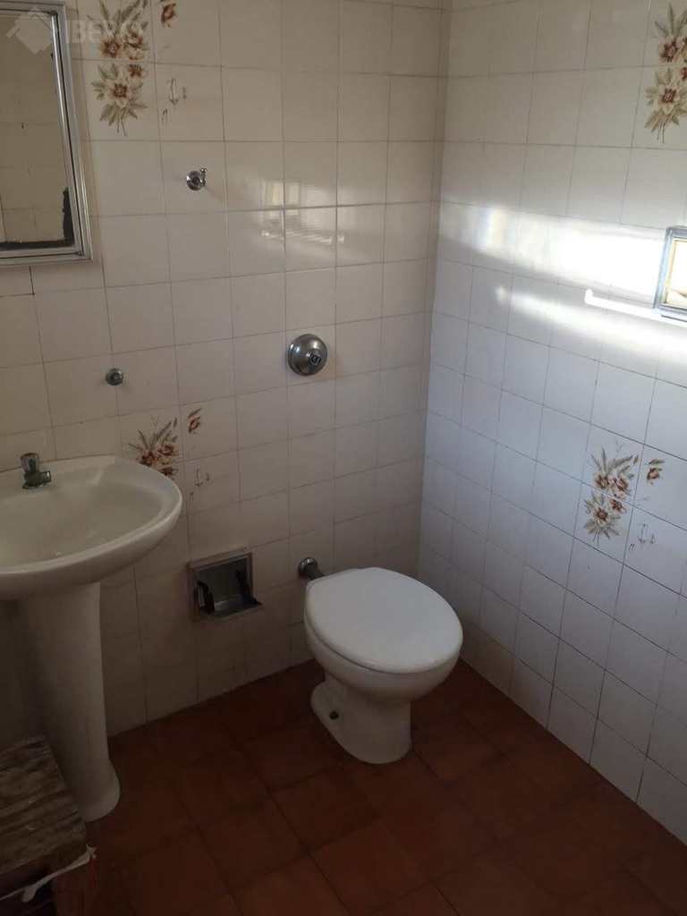 Casa em Praia Grande, no bairro Ocian