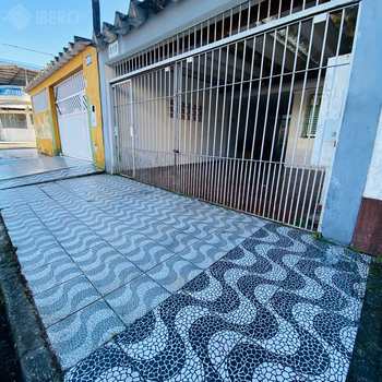 Casa em Praia Grande, bairro Ocian