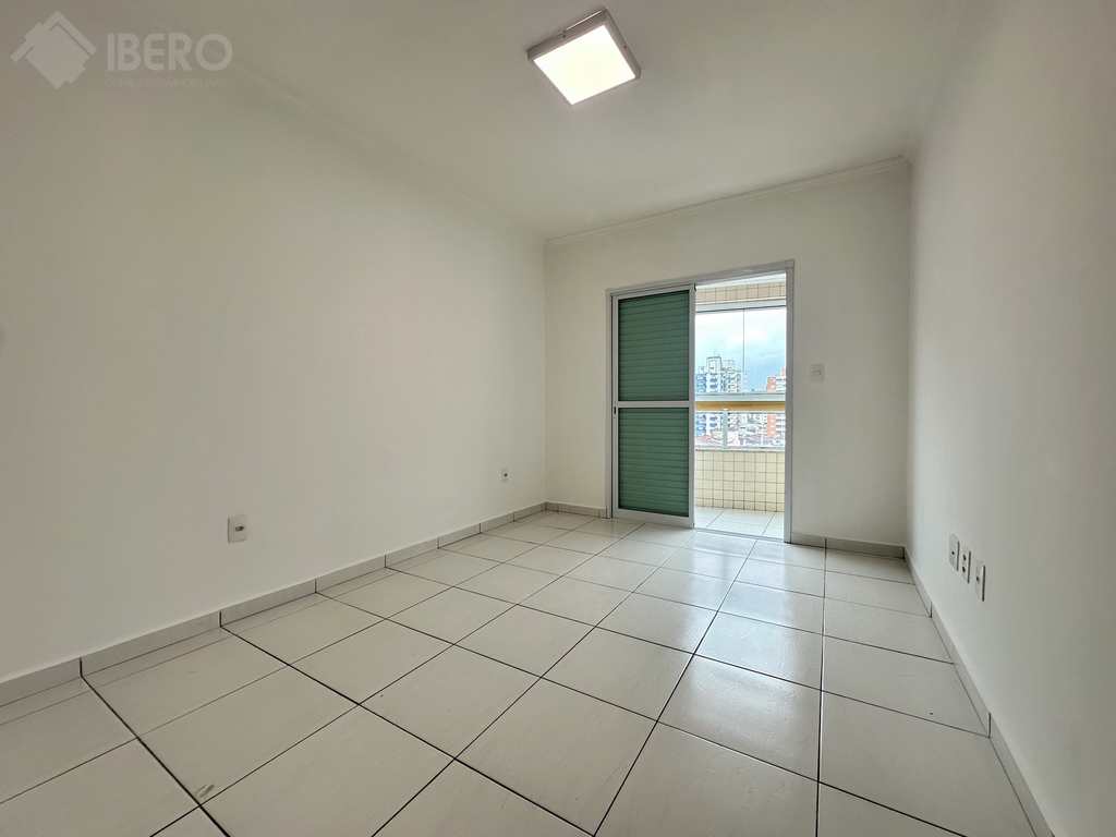 Apartamento em Praia Grande, no bairro Ocian