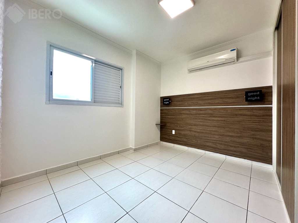 Apartamento em Praia Grande, no bairro Ocian