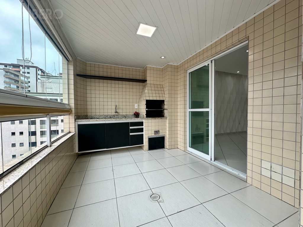 Apartamento em Praia Grande, no bairro Ocian