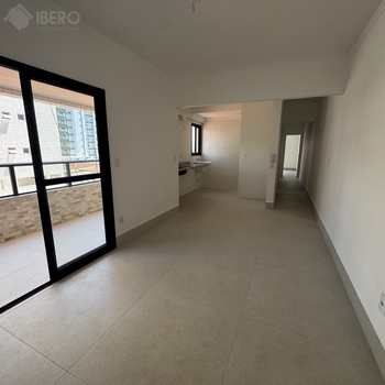 Apartamento em Praia Grande, bairro Caiçara
