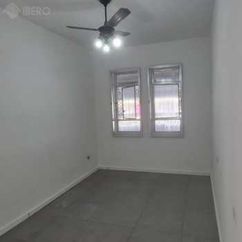 Casa em Praia Grande, bairro Canto do Forte