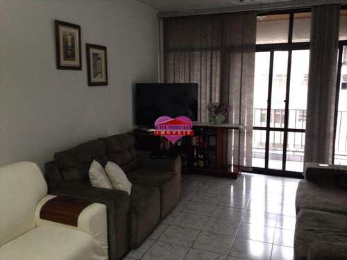 Apartamento, código 642 em São Vicente, bairro Centro