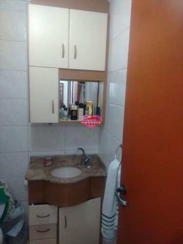 Apartamento, código 284 em São Vicente, bairro Boa Vista