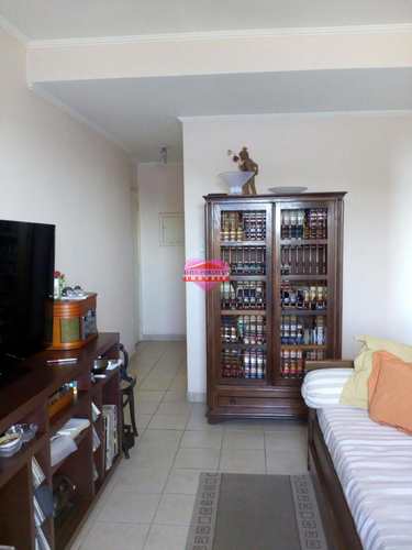Apartamento, código 758 em São Vicente, bairro Centro