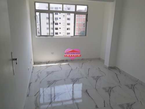 Apartamento, código 847 em São Vicente, bairro Centro