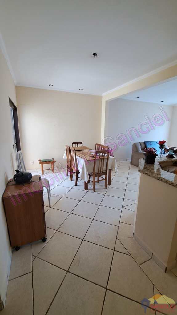 Casa em Cravinhos, no bairro Jardim das Acácias