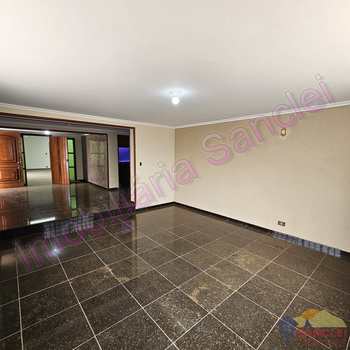 Sobrado em Cravinhos, bairro Jardim das Acácias