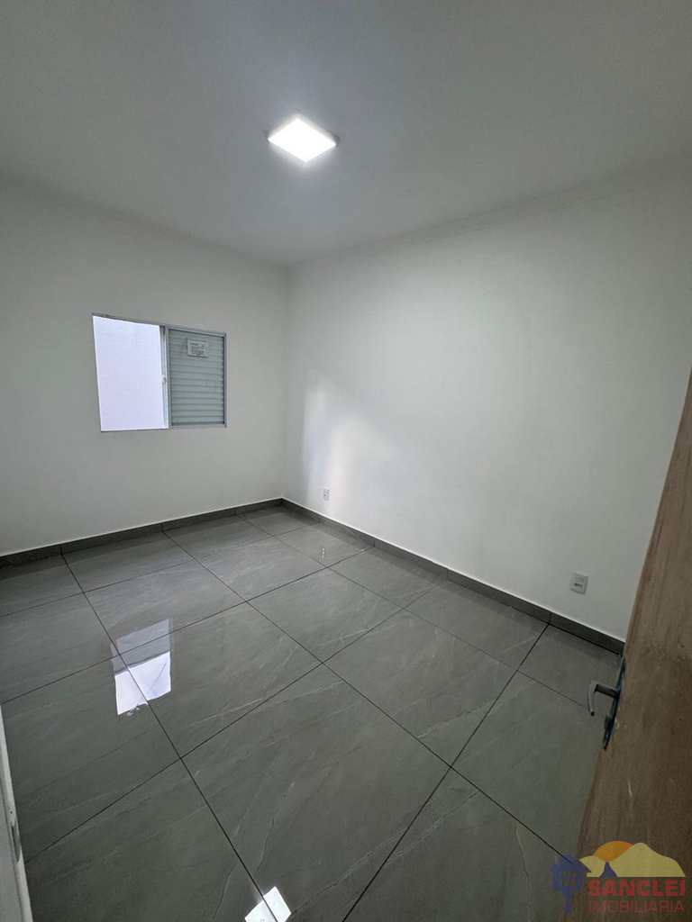 Casa em Cravinhos, no bairro Jardim Aliança