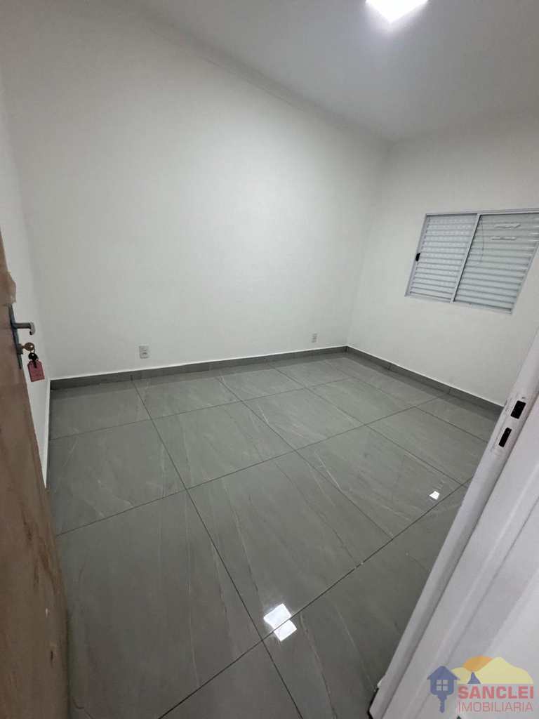 Casa em Cravinhos, no bairro Jardim Aliança