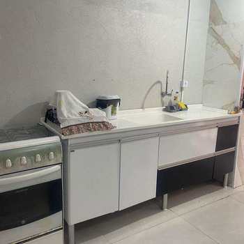 Casa em Bertioga, bairro Indaiá