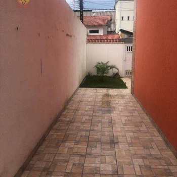 Casa em Bertioga, bairro Indaiá