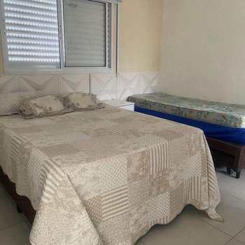 Casa em Bertioga, bairro Indaiá
