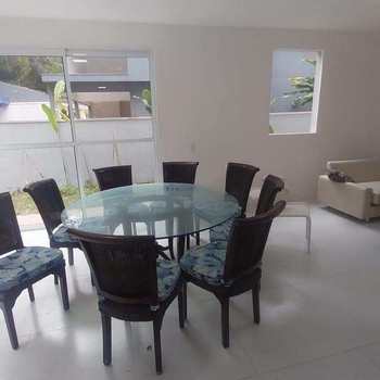 Casa em Bertioga, bairro Riviera