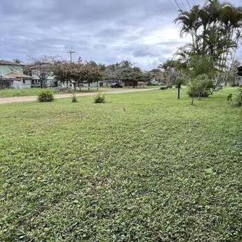Terreno em Bertioga, bairro Indaiá