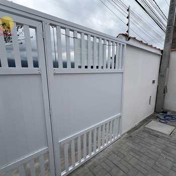 Casa em Bertioga, bairro Centro