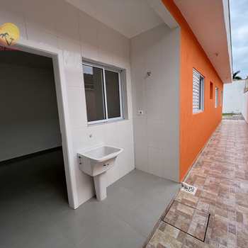 Casa em Bertioga, bairro Centro
