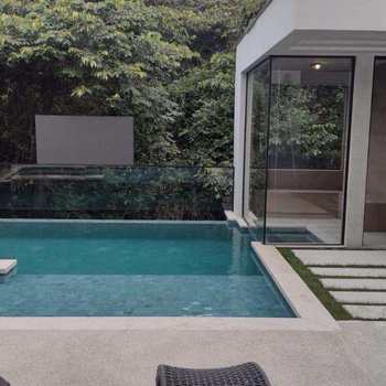 Casa em Bertioga, bairro Riviera