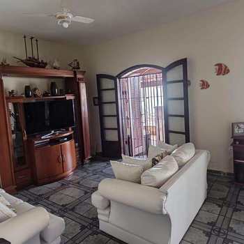 Casa em Bertioga, bairro Indaiá