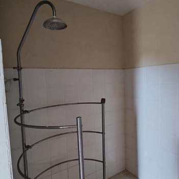 Casa em Bertioga, bairro Indaiá