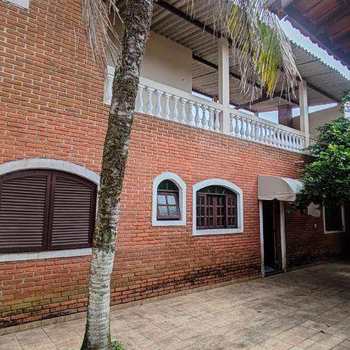 Casa em Bertioga, bairro Indaiá