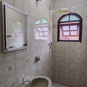 Casa em Bertioga, bairro Indaiá