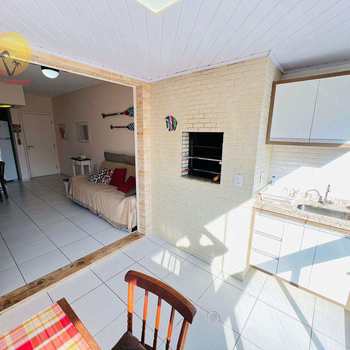 Apartamento em Bertioga, bairro Indaiá