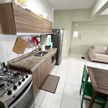 Apartamento em Bertioga, bairro Indaiá