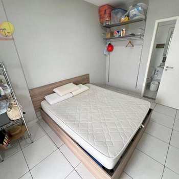 Apartamento em Bertioga, bairro Indaiá