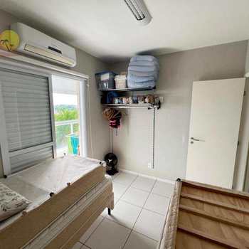Apartamento em Bertioga, bairro Indaiá