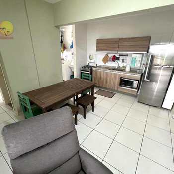 Apartamento em Bertioga, bairro Indaiá