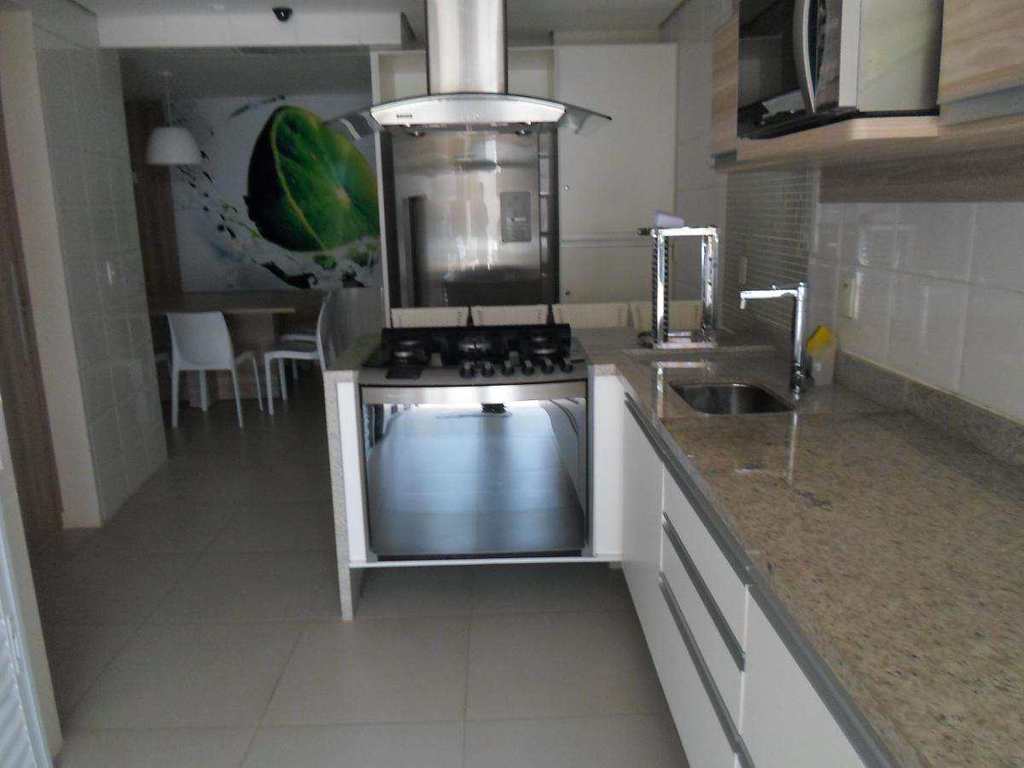 Apartamento em Bertioga, no bairro Riviera