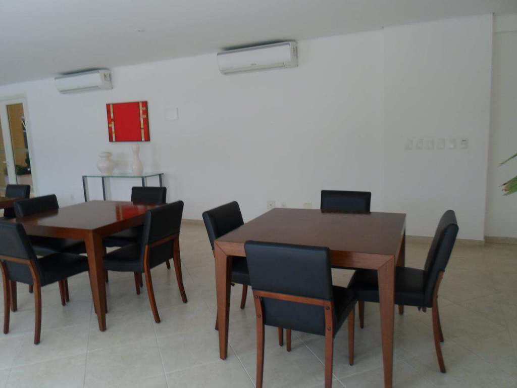 Apartamento em Bertioga, no bairro Riviera