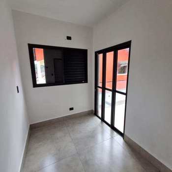 Casa em Bertioga, bairro Indaiá