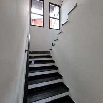 Casa em Bertioga, bairro Indaiá