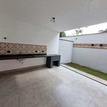 Casa em Bertioga, bairro Indaiá