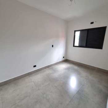 Casa em Bertioga, bairro Indaiá