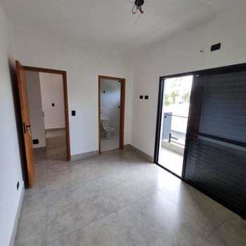 Casa em Bertioga, bairro Indaiá