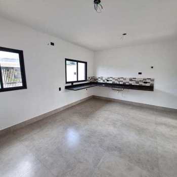 Casa em Bertioga, bairro Indaiá