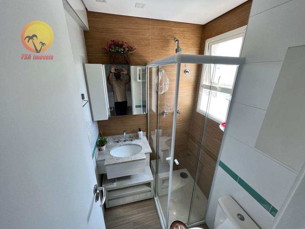Apartamento em Bertioga, no bairro Centro