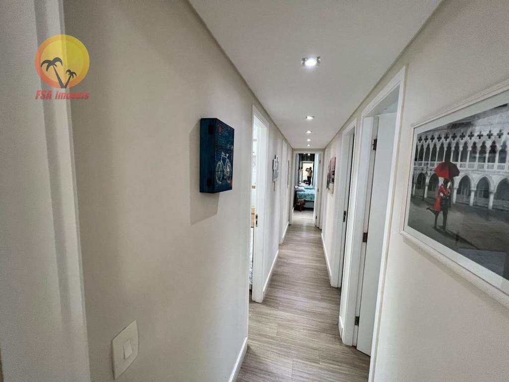 Apartamento em Bertioga, no bairro Centro