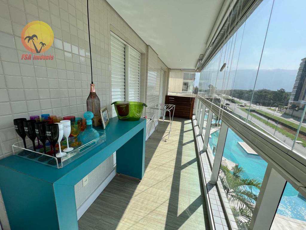 Apartamento em Bertioga, no bairro Centro