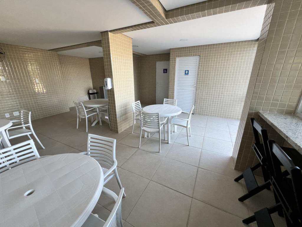 Apartamento em Bertioga, no bairro Centro