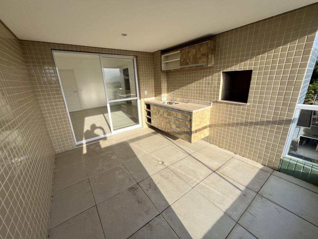 Apartamento em Bertioga, no bairro Centro